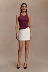 Lola Ribbed Sleeveless Top With Hardware - Burgundy